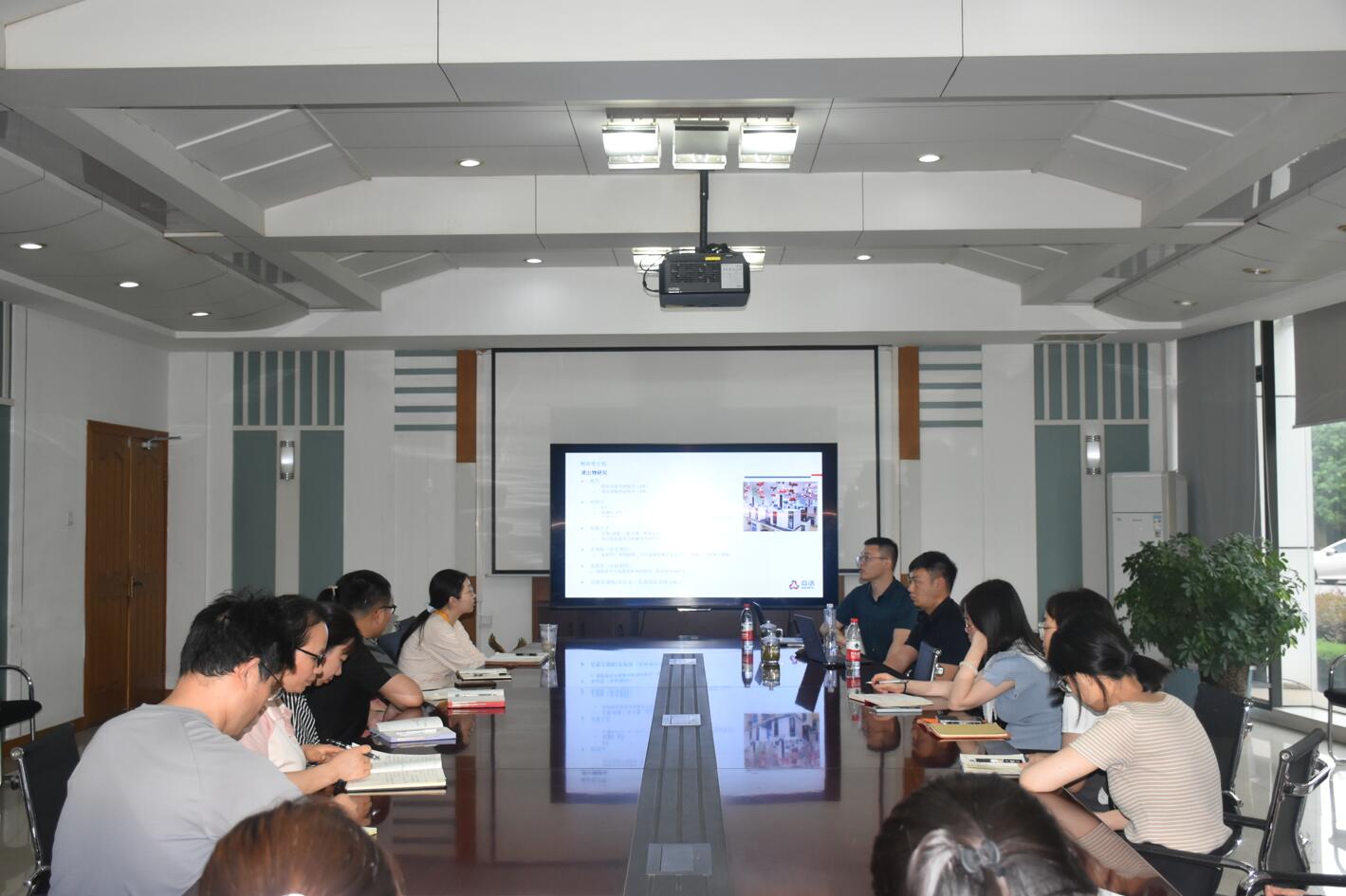 1716798480103893.jpg 1716798480103893.jpg